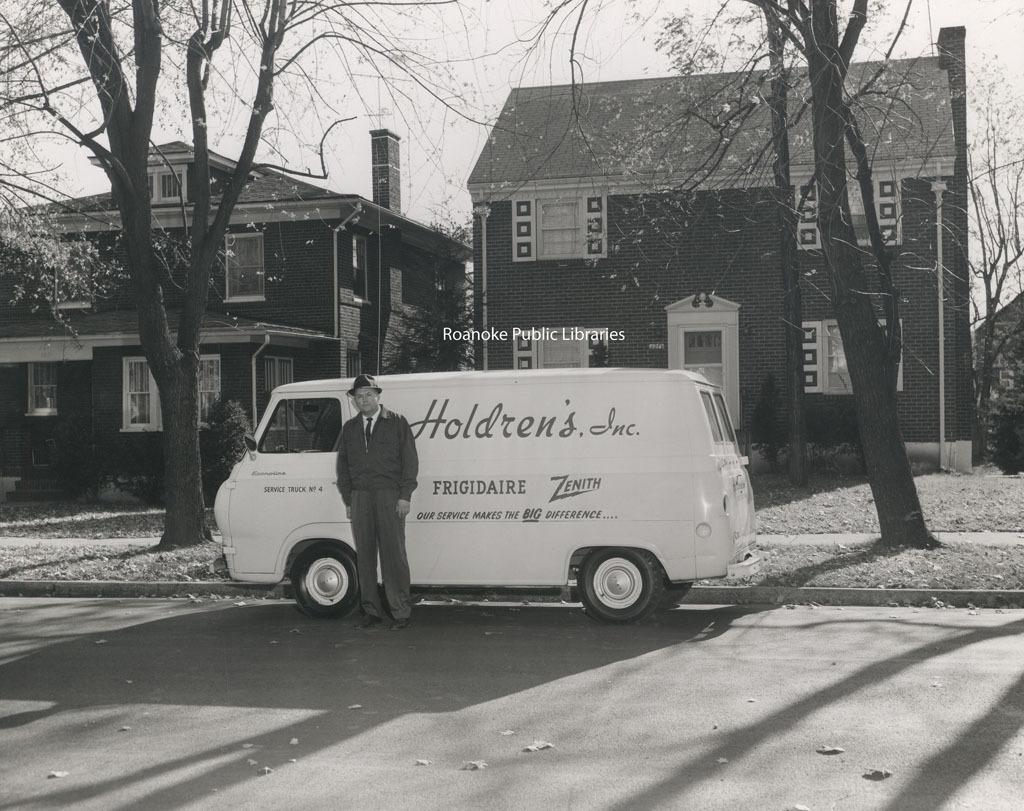 MP 10.0 Holdrens Service Van.jpg