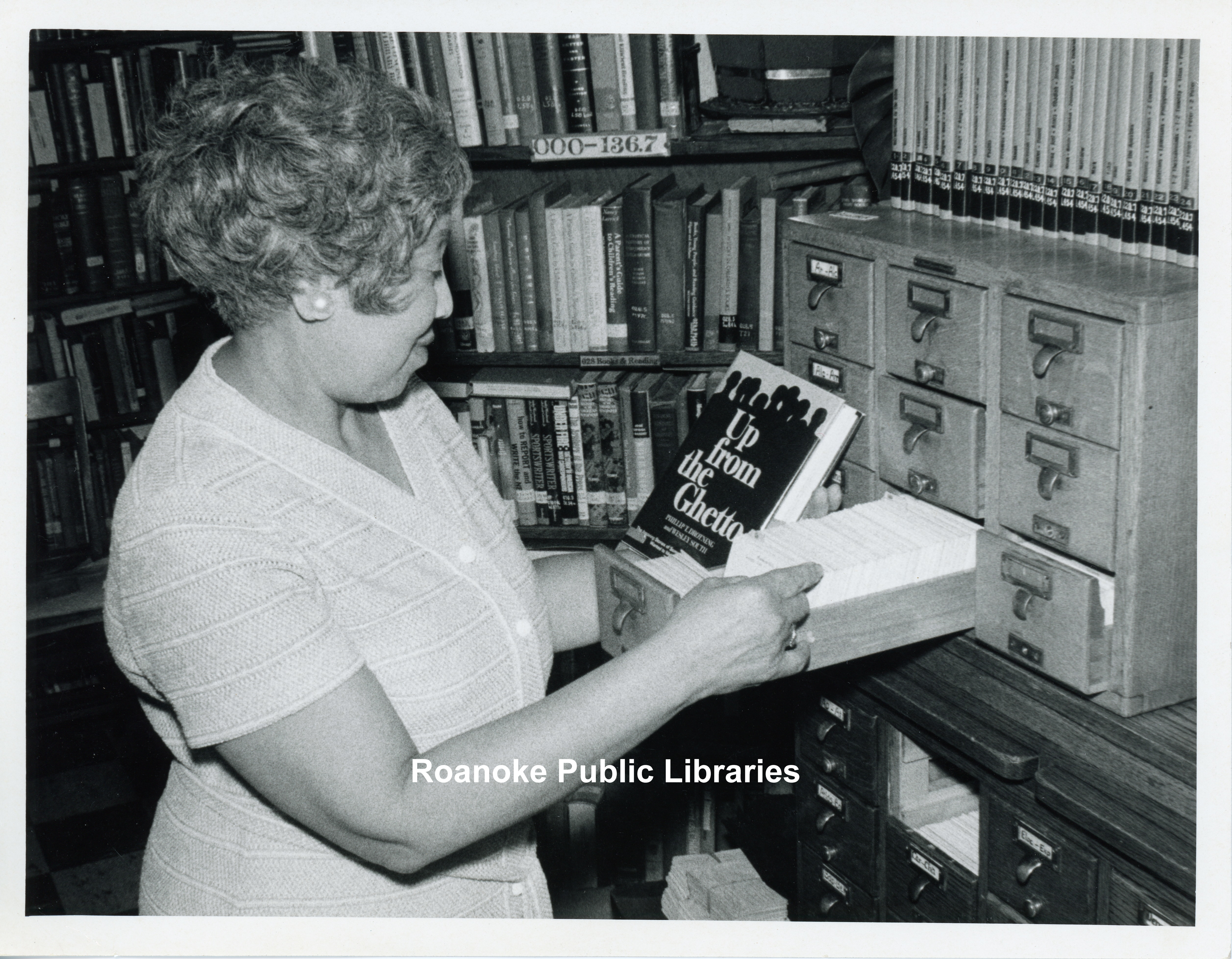 GB081 Virginia Y. Lee at the Gainsboro Library.jpg