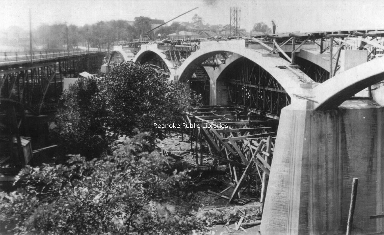 RC1 Memorial Bridge.jpg