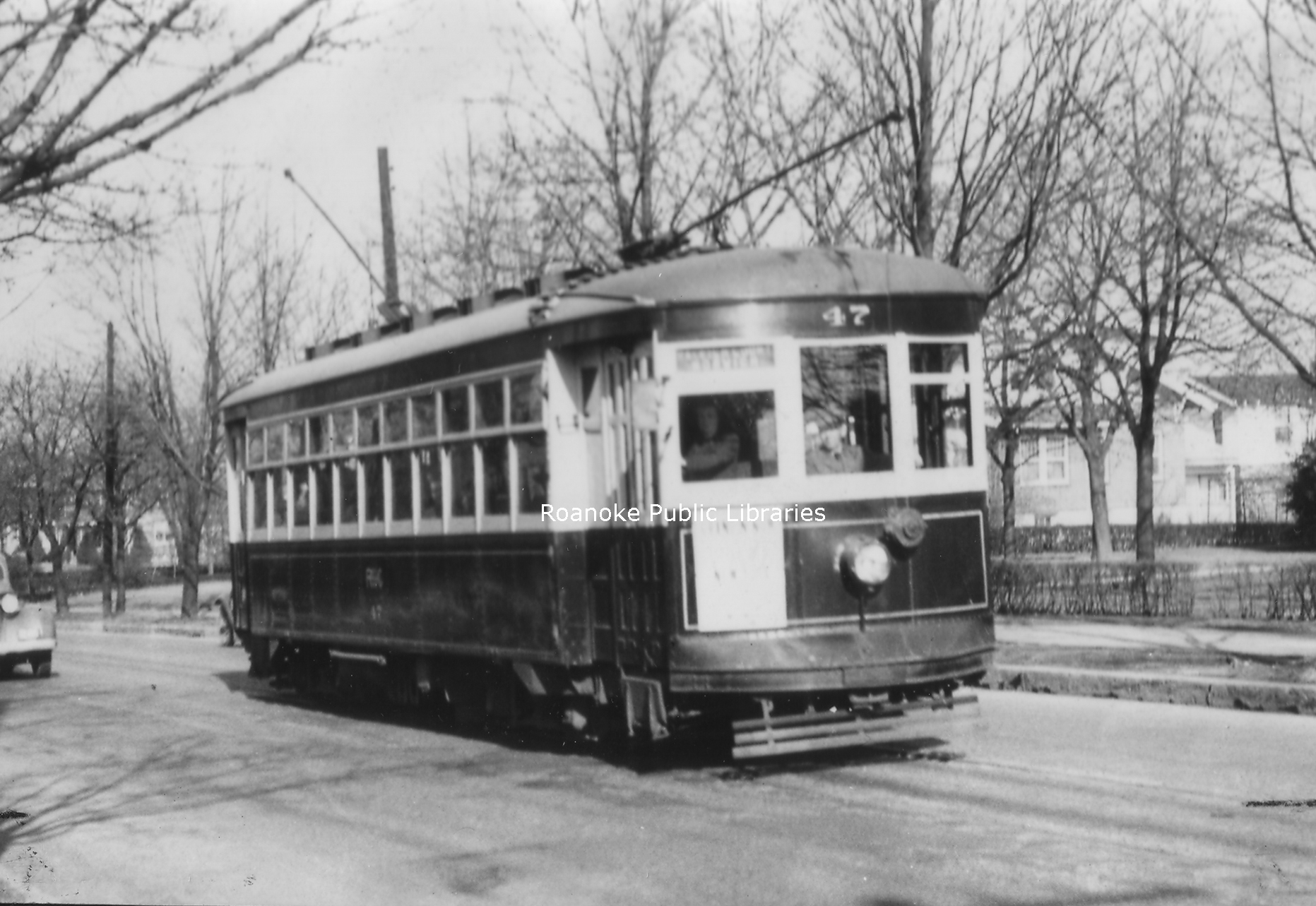 RC25 Streetcar 47.jpg