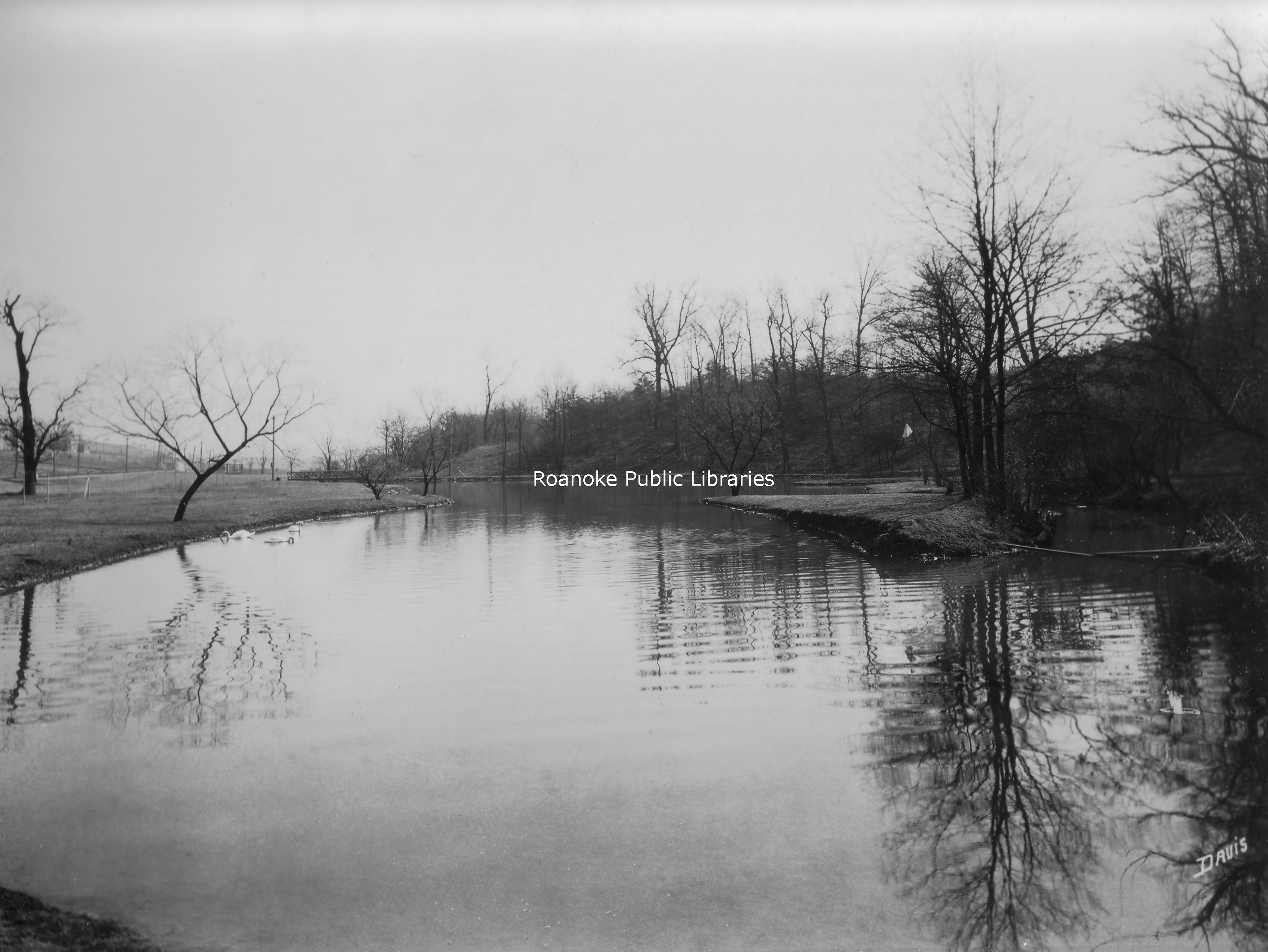 RC39 Lakewood Pond.jpg