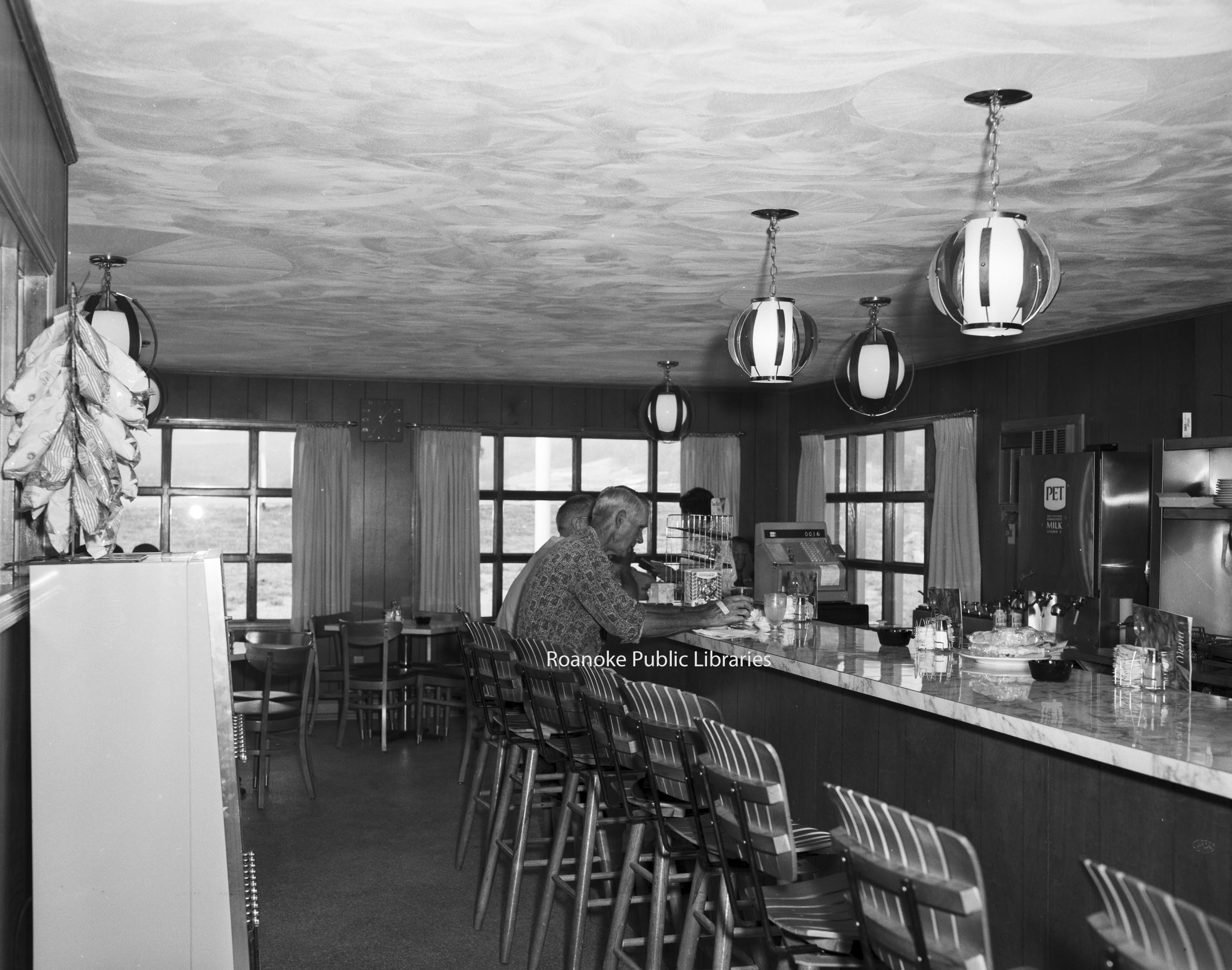 UC 36 81-43 Restaurant Interior.jpg