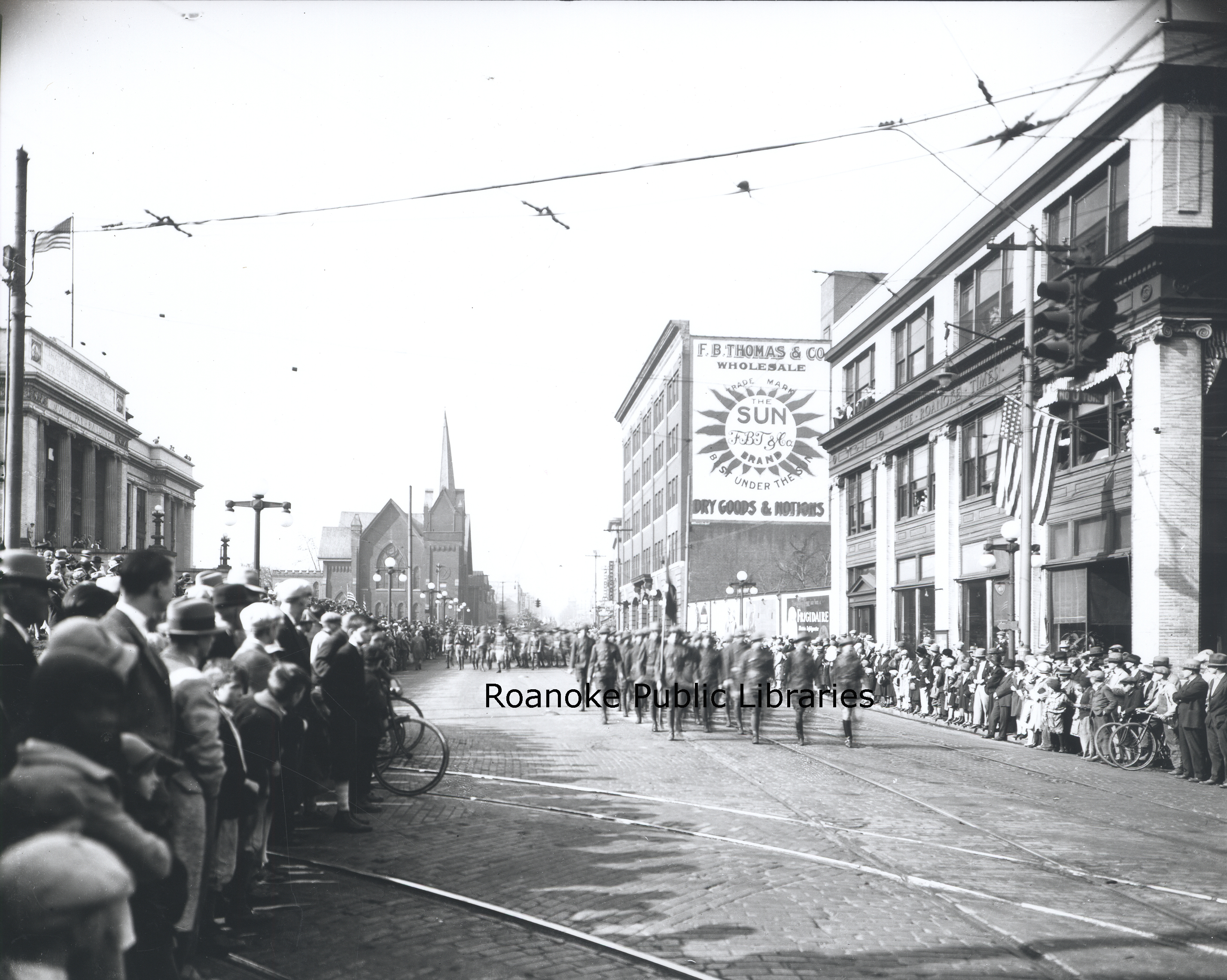 FE007 Armistice Day Parade.jpg