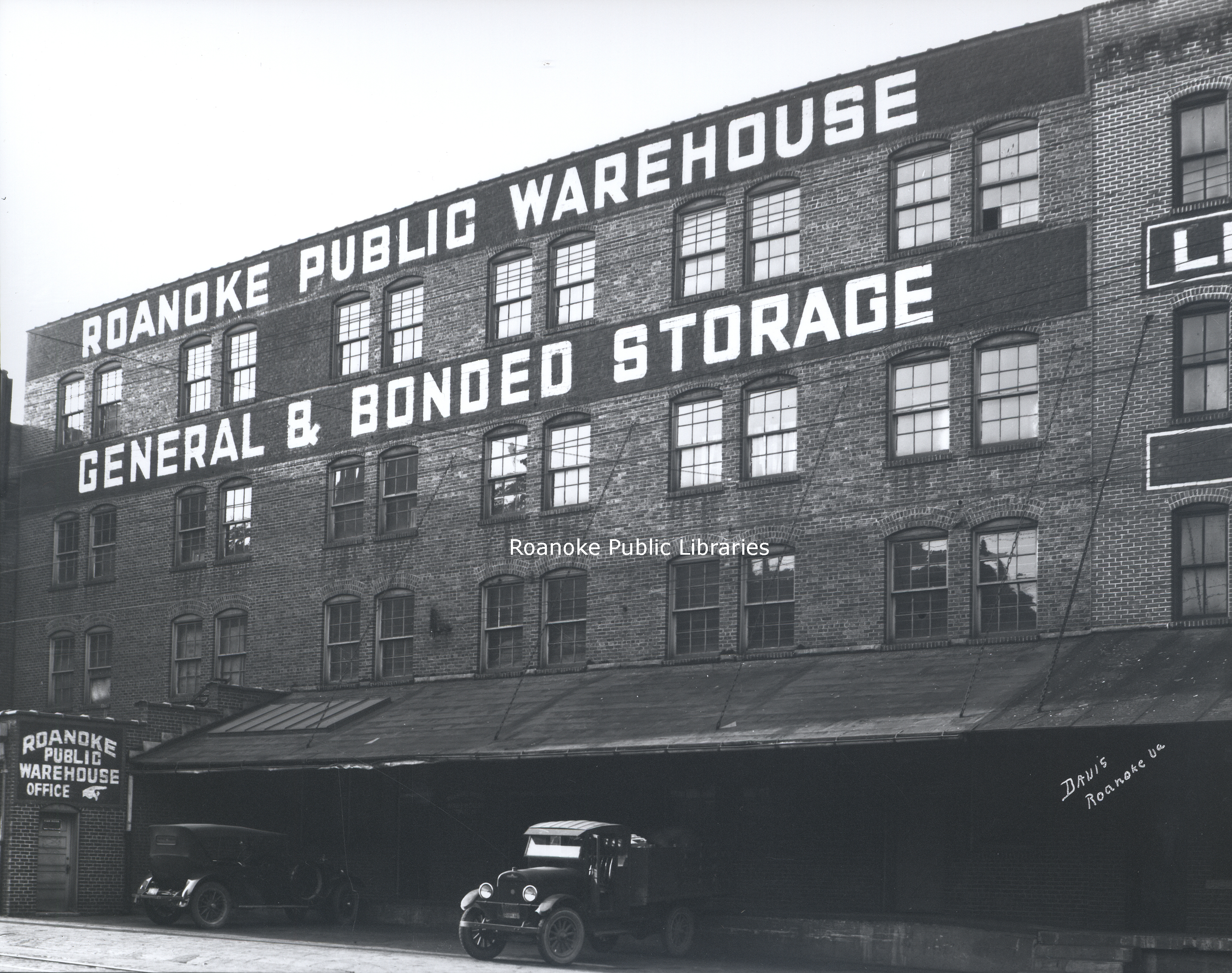 FE271 Roanoke Public Warehouse.jpg