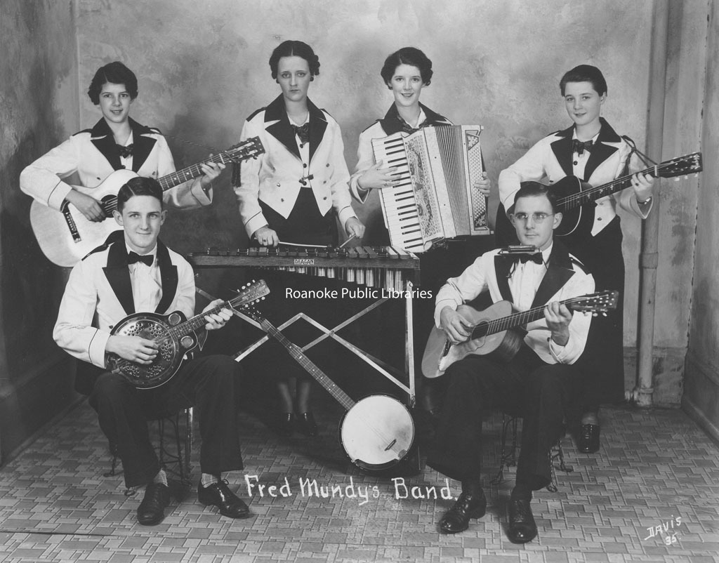 Davis 57.41 Mundy Family String Band.jpg