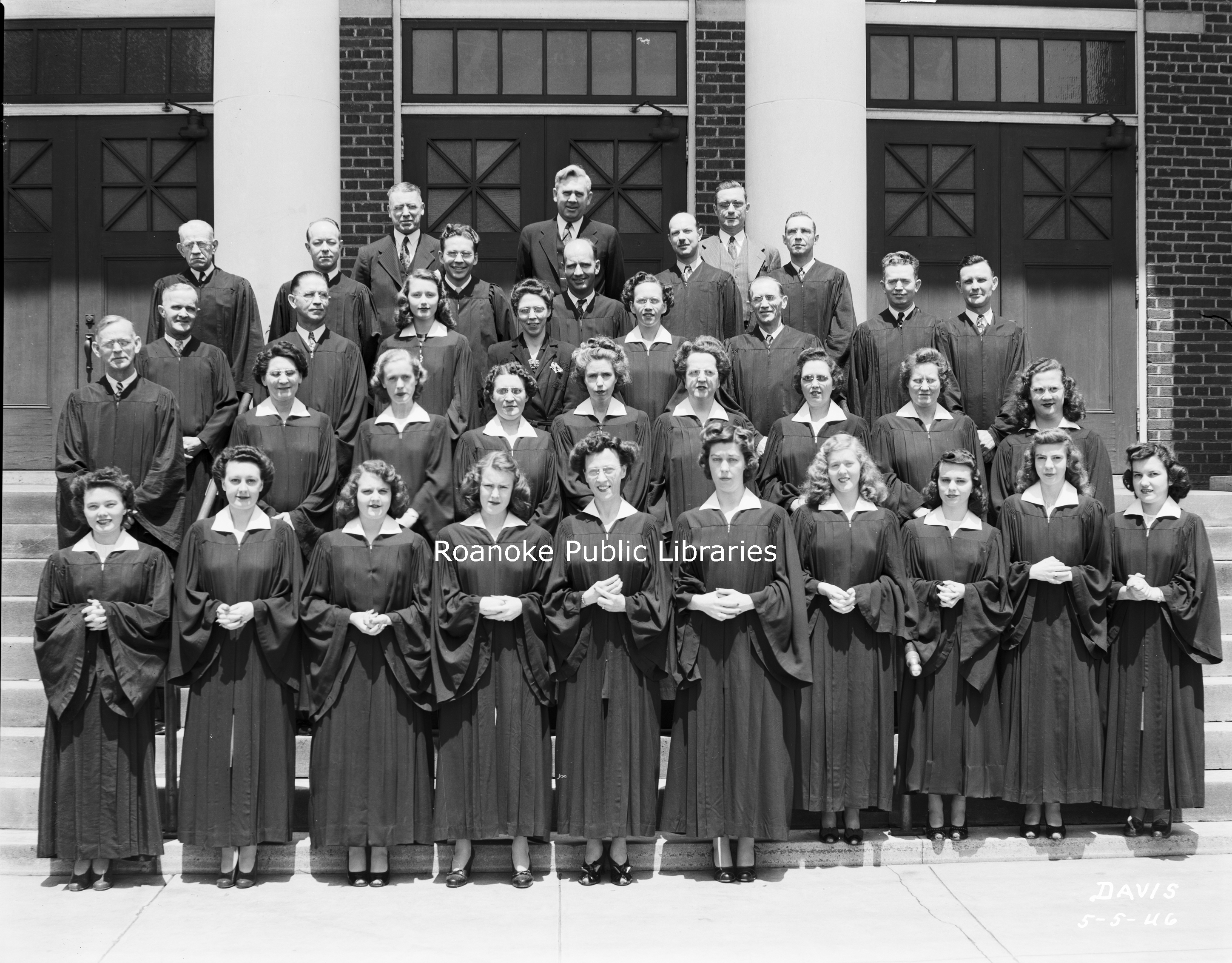 Davis 22.34 Melrose UMC Choir.jpg