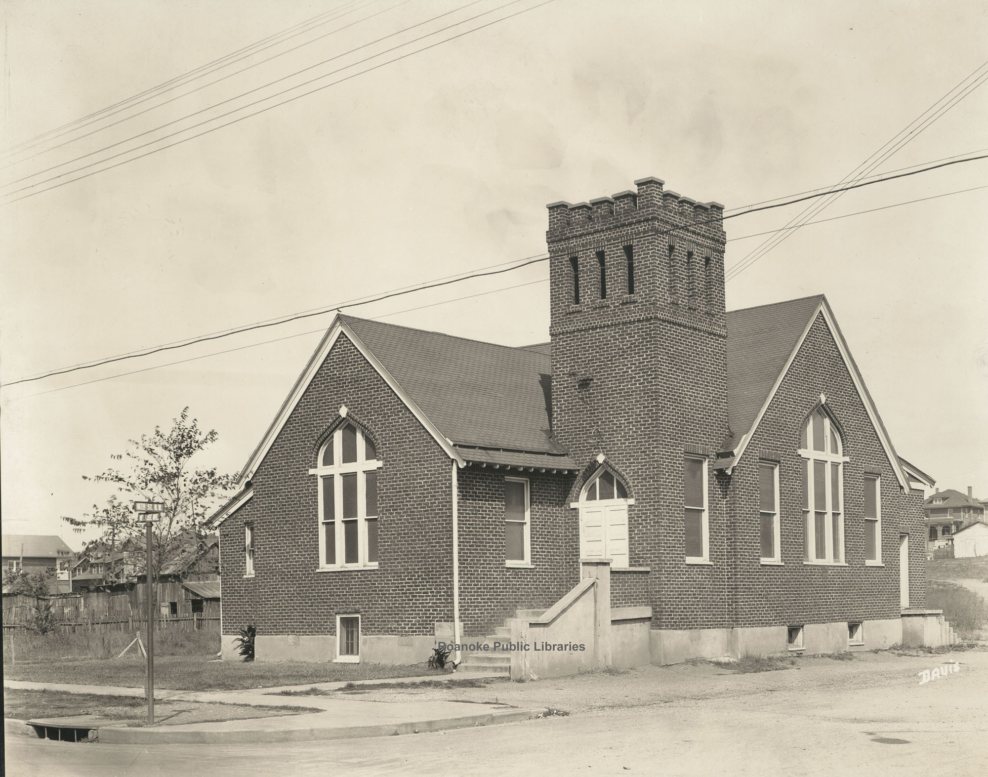 Davis 27.62 Melrose Avenue SDA Church.jpg