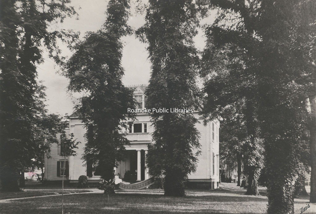 Davis 31.45 McClanahan House.jpg