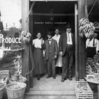 RNRV46 Blackwell Grocery