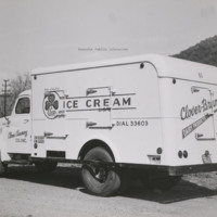 Davis 48.211 Clover Creamery Truck.jpg