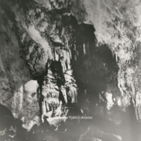 Davis 68.215 Dixie Caverns.jpg