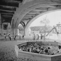 Davis 1.8 Memorial Bridge Playground