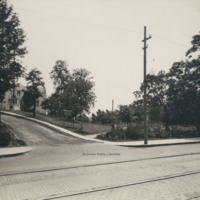 Davis 15.12 Library Entrance.jpg