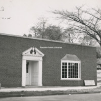 Davis 15.625-2 Melrose Branch Library