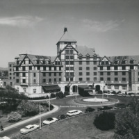 Davis 16.25 Hotel Roanoke.jpg