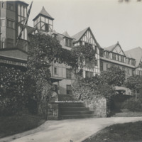 Davis 16.263 Hotel Roanoke.jpg