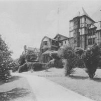 Davis 16.268 Hotel Roanoke.jpg