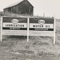 Davis 46.3 Esso Sign.jpg