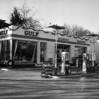 Davis2 46.34b Gulf Station.jpg