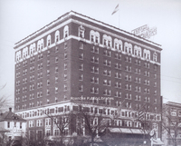 FE050 Patrick Henry Hotel.jpg