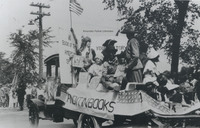 Davis 15.112 Library Float.jpg