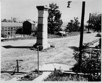 Davis 4.11 mayors monument.jpg