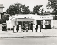 Davis 46.332 Vance's Esso.jpg