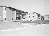 Davis2 19.5 SR Apartment Village.jpg