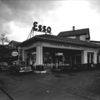 Davis 46.333 Vances Esso.jpg